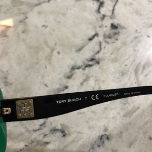 Tory Burch Accessories - Tory Burch Sunglasses (Like New) Tory Burch Accessories - Tory Burch Sunglasses (Like New)